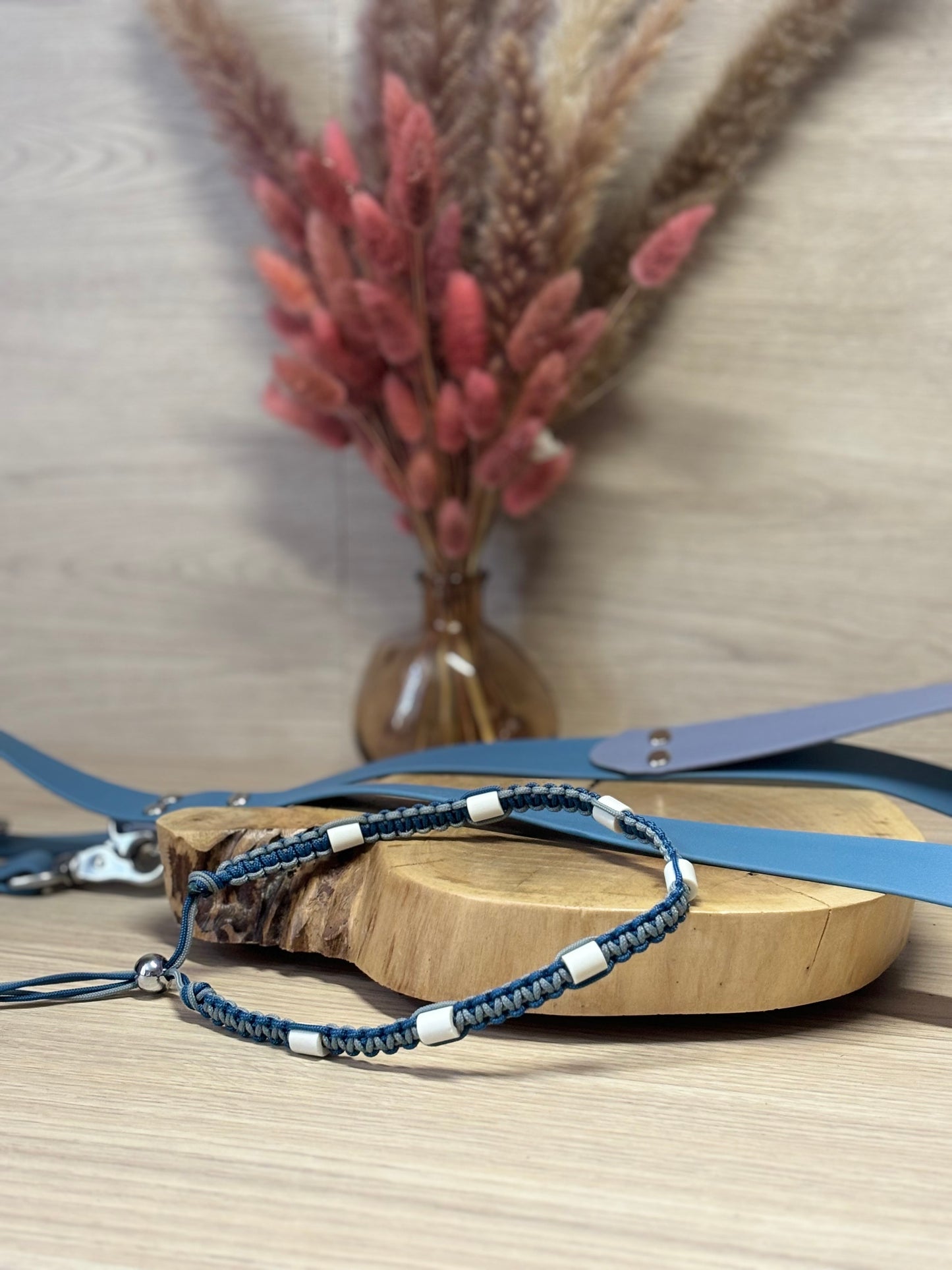 Collier anti-tique